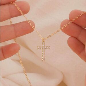 5/$25 Cross Pendant Delicate Necklace